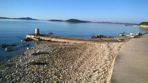 Holiday House With Wifi Zlarin - 17998