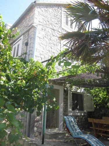Holiday House With Wifi Zlarin - 17998