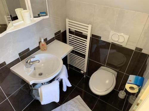 Hostal Vinarija Zlatar