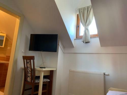 Hostal Vinarija Zlatar