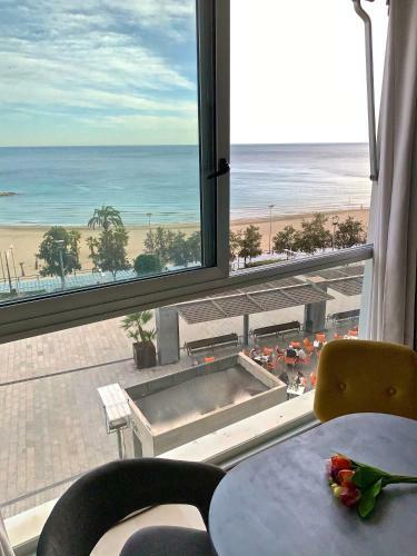 Apartamento Postiguet Beach