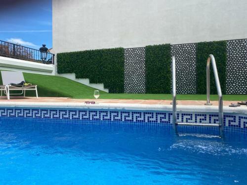 4 Br House In Benahavis Centre, Costa Del Sol