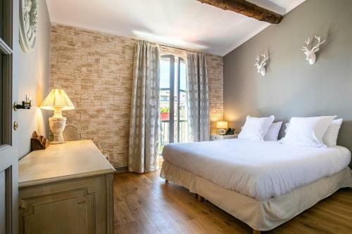 Hotel Caf� De Paris
