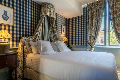 Hotel Caf� De Paris