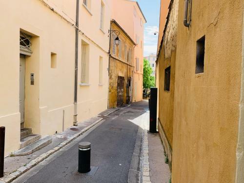 Hostal Chambre Le Merindol