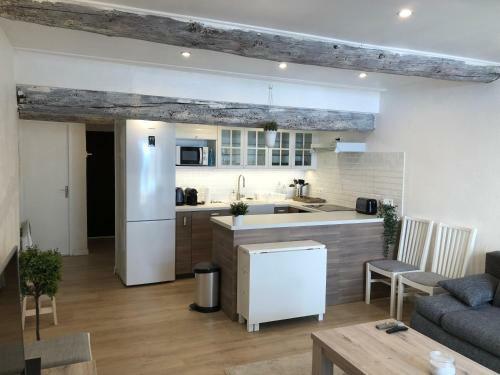 Apartamento Nuit�es Aixoises