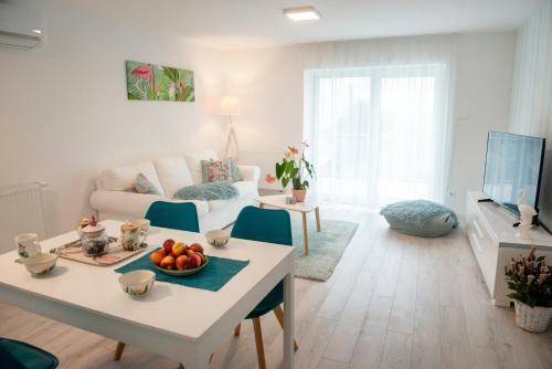 Panoramic Apartments