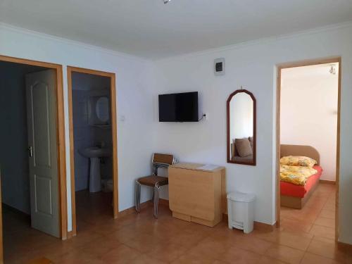 Apartments In Balatonvilagos/balaton 26340