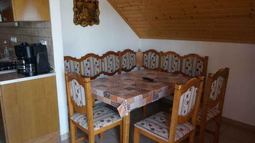 Apartments In Balatonvilagos/balaton 26340
