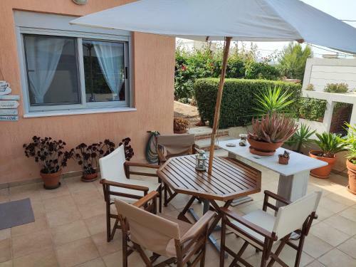 Evmar Luxury Dream Beach Apartment