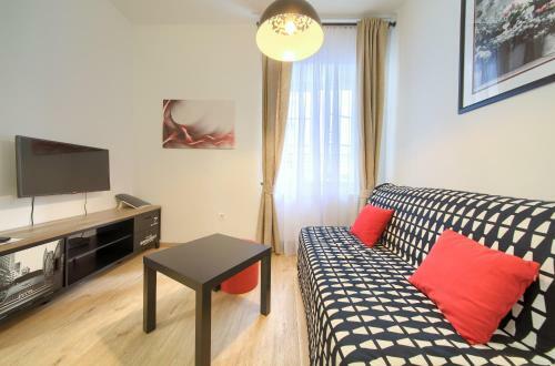 Logo Apartments 5 Min Walk To Main Square