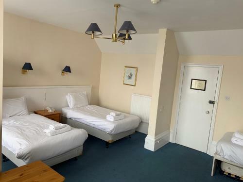 Yelf's Hotel