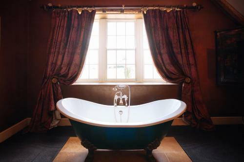 Bannatyne's Charlton House Spa Hotel