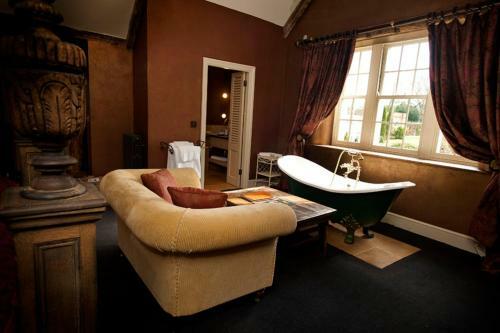 Bannatyne's Charlton House Spa Hotel