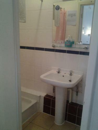 Hostal Abingdon Guest Lodge