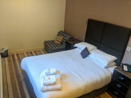 High Tor Hotel