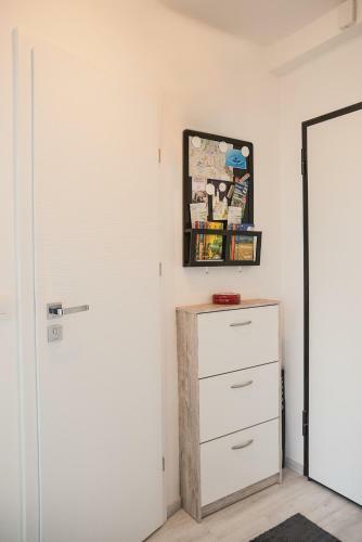 Drop (in) Apartment