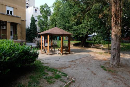 Apartment Saraga Centre 3