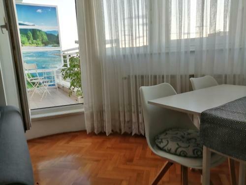 Apartment Zagreb Idila Center S Balkonom