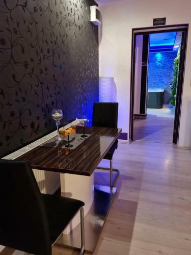 Hostal Glamour Wellness Apartments
