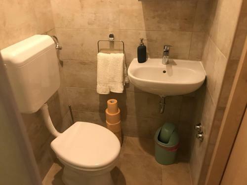Albergue Rooms Miki