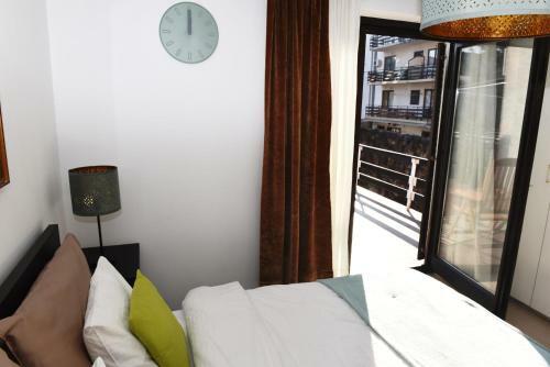 Hostal Monikarooms