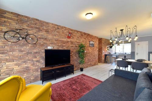 Premium Apartment Stefany By Metropolis