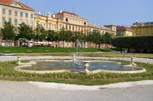 Apartments With Wifi Zagreb - 16462