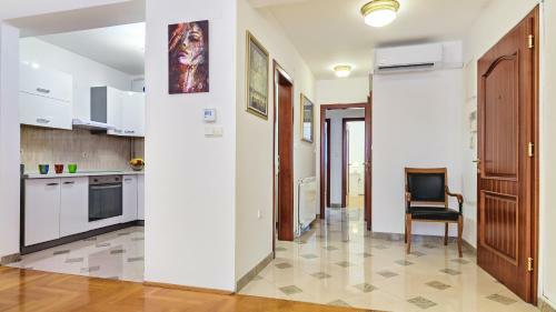 Central Apartment Smiley - Free Parking