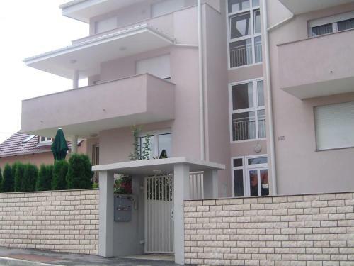 Apartmani Almica