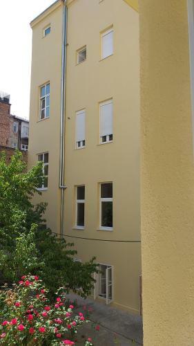 Main Square Shine Apartment