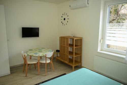 Apartamento Room & 4 Studios - Modern Comfy Central - Free Netflix