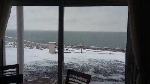 Ballyheigue Cliff Side And Sea View Apartment