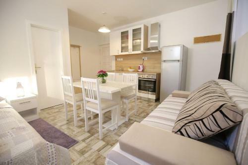 Studio Apartment Laura