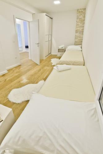 Apartment Domalu Old Town