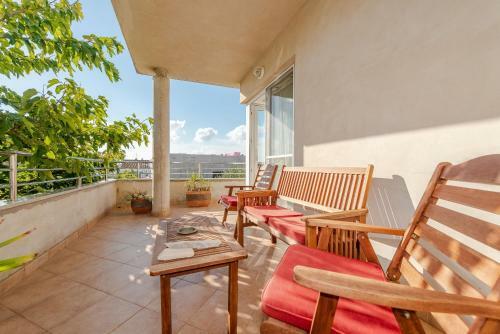 Romantic Oasis Apartments