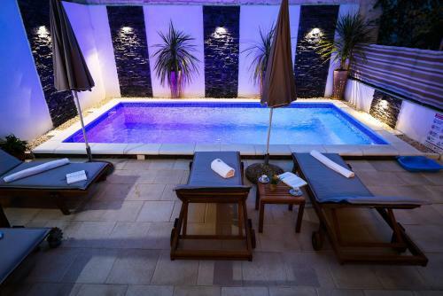 Apartamento Rustica Zadar With A Swimming Pool