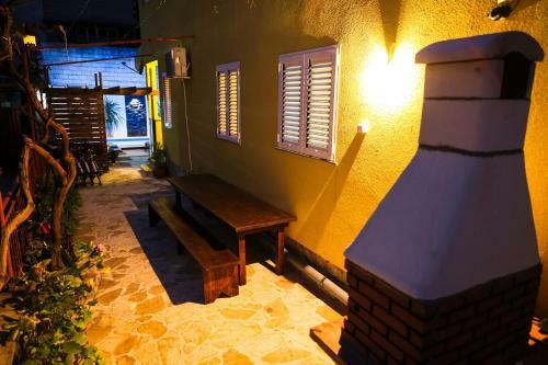 Apartamento Rustica Zadar With A Swimming Pool