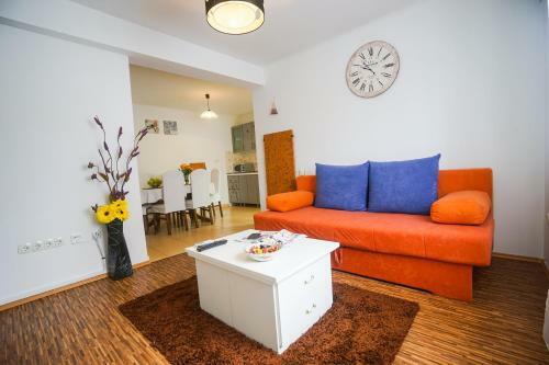 Floral Apartment