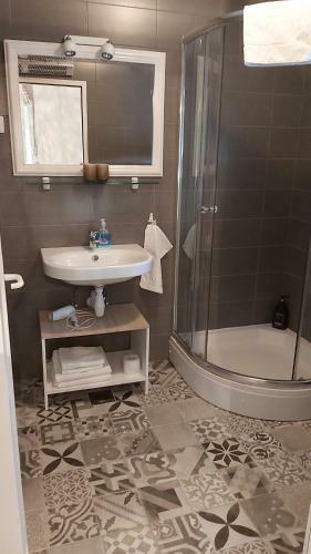 Hostal Sobe Dragi?