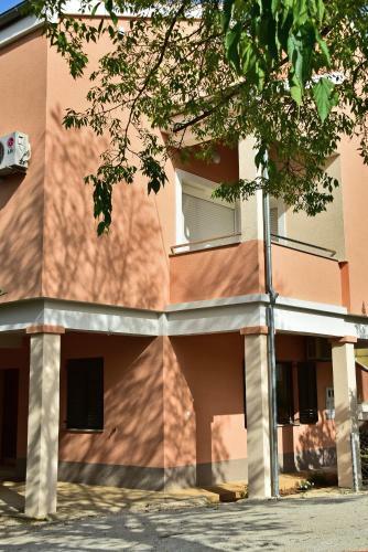 Apartments Edita