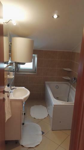 Niko Apartment