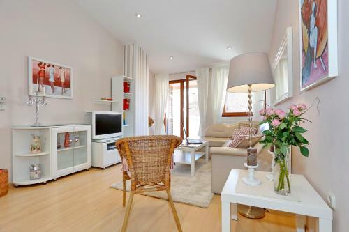 Apartamentos Villa Antisin With Heated Pool