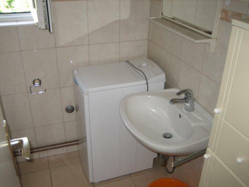 Tihi Apartman