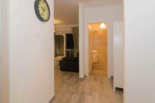 Apartmani Marinovi?
