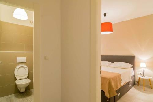 Apartmani Marinovi?