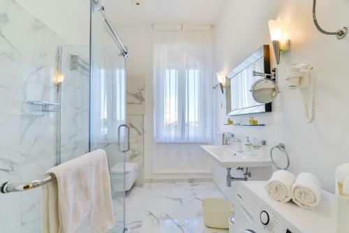 Noble El�gance Studio Apartments