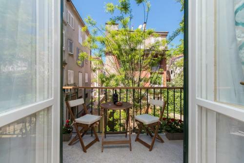 Apartamentos Deluxe Suite Navis