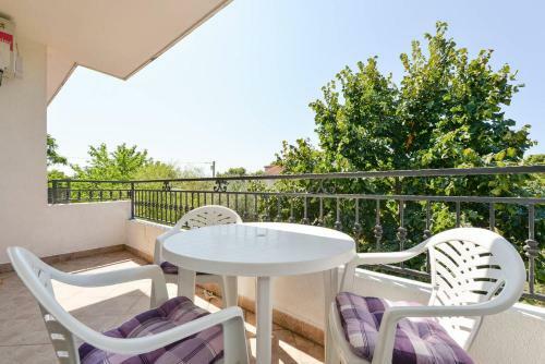 Rooms & Apartment Hegic
