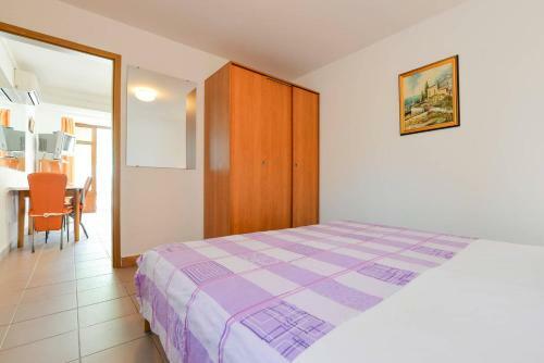 Rooms & Apartment Hegic